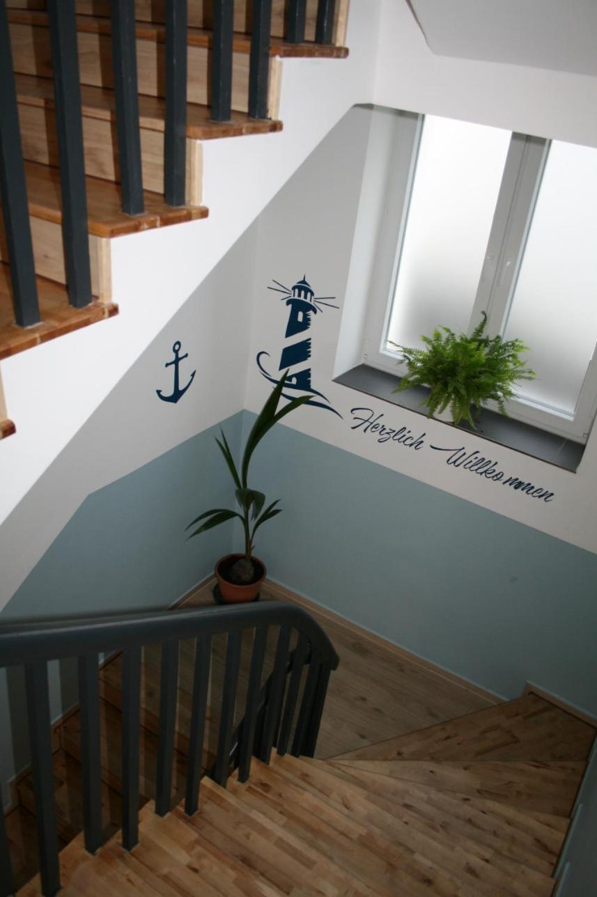 Seehafen Hostel Hamburgo Exterior foto