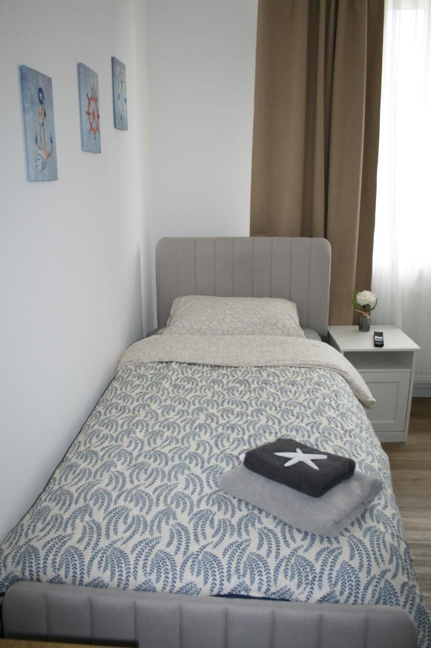 Seehafen Hostel Hamburgo Exterior foto
